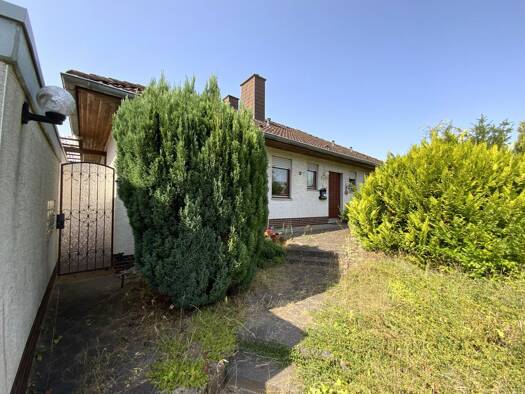 Einfamilienhaus zum Kauf 279.000 € 7 Zimmer 156 m² 1.000 m² Grundstück Niederaula 36272