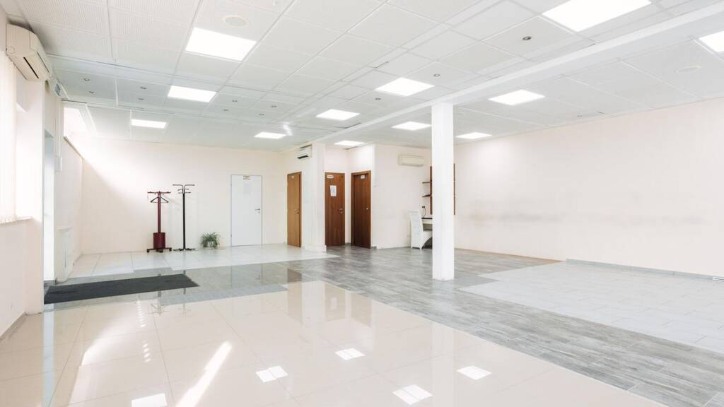 Büro zum Kauf 359.000 € 6 Zimmer 136 m² Bürofläche Kärntnerstraße Straßgang Graz 8054