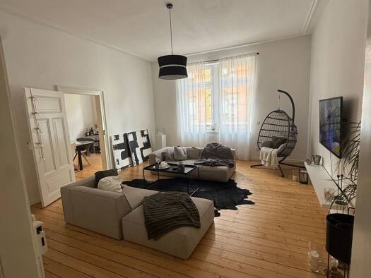 Wohnung zur Miete 1.300 € 4,5 Zimmer 130 m² Geschoss 1/3 frei ab sofort St Johann Mitte 66121