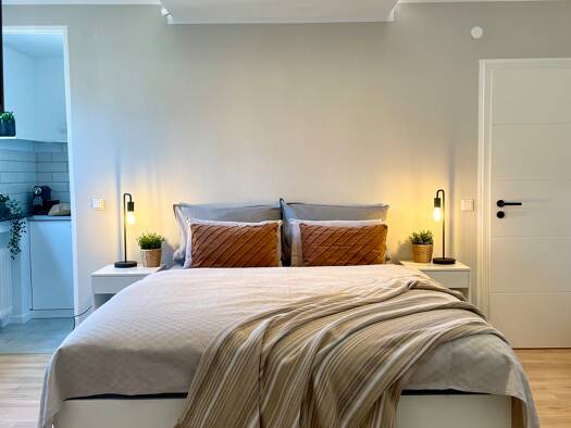 Studio zur Miete 1.000 € 1 Zimmer 28 m² Geschoss 1/3 frei ab 01.04.2026 Hohenzollernstr. 59 Südviertel Essen 45128