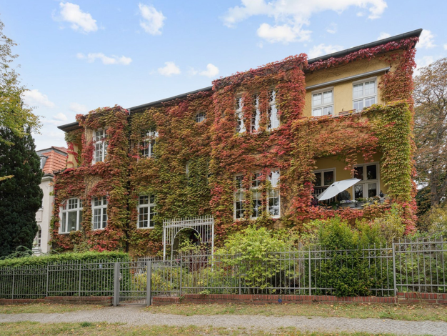 Studio zum Kauf 365.000 € 2 Zimmer 64 m² 2. Geschoss Zehlendorf Berlin 14163