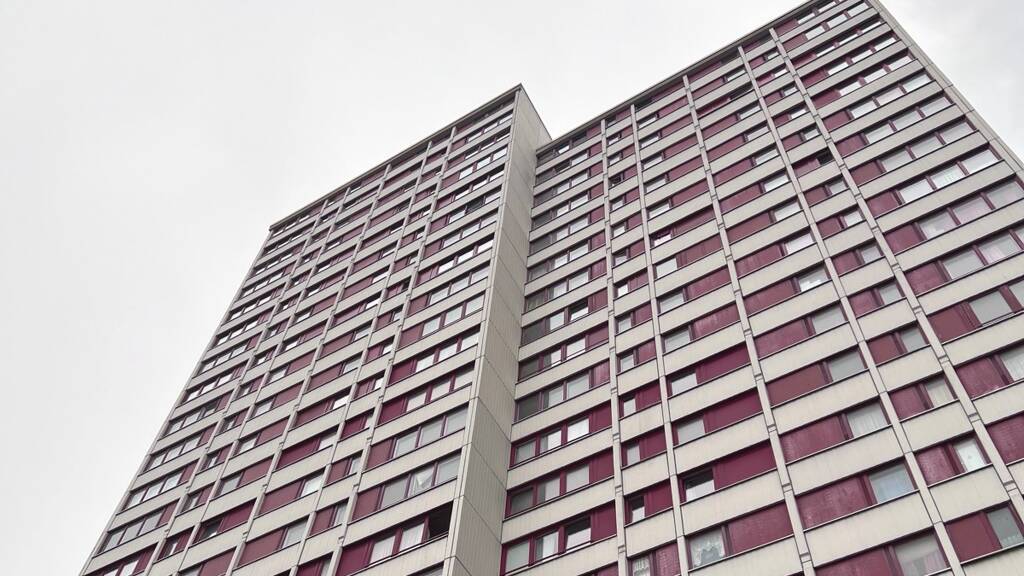 Wohnung zum Kauf 130.000 € 2 Zimmer 50 m² 6. Geschoss Linden-Mitte Hannover / Linden-Mitte 30449