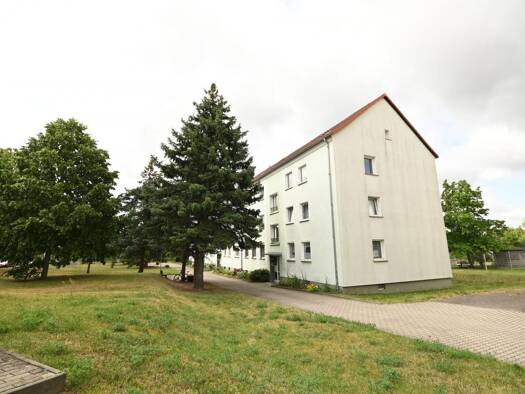 Wohnung zur Miete 349 € 3 Zimmer 58,2 m² EG Feldmühlenweg 7 Gröba Riesa 01591