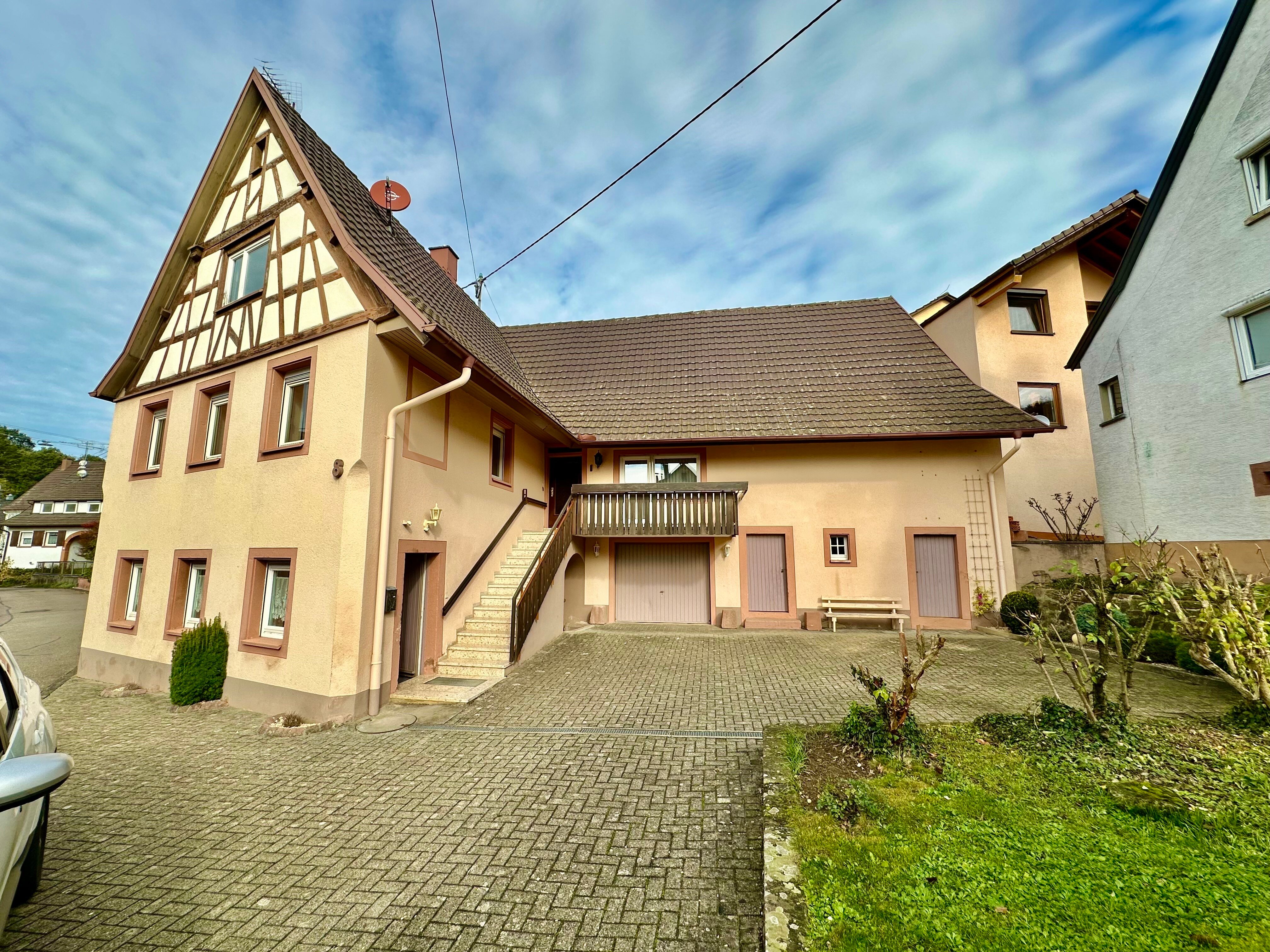 Einfamilienhaus zum Kauf 415.000 € 6 Zimmer 133 m²<br/>Wohnfläche 807 m²<br/>Grundstück Heimbach Teningen-Heimbach 79331