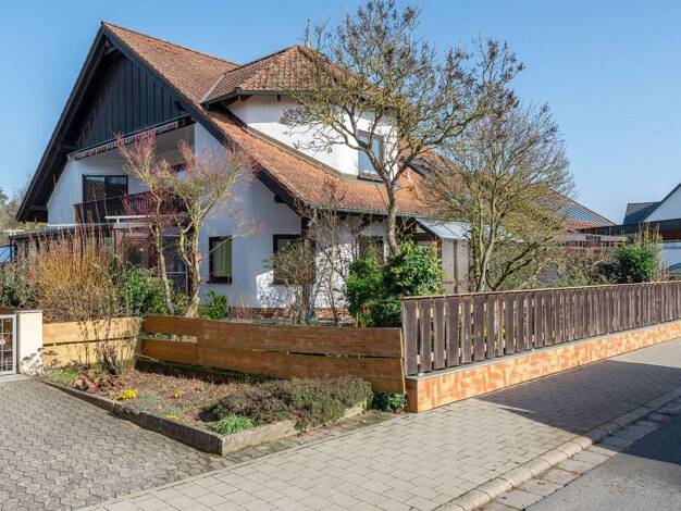Mehrfamilienhaus zum Kauf 635.000 € 10 Zimmer 261 m² 918 m² Grundstück Hagenbüchach 91469
