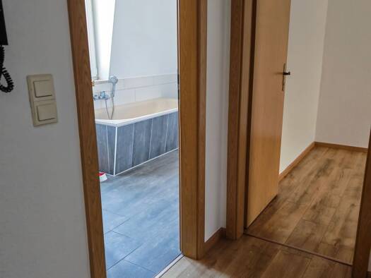 Wohnung zur Miete 490 € 3 Zimmer 70 m² Geschoss 1/2 frei ab sofort Schmölln Schmölln 04626