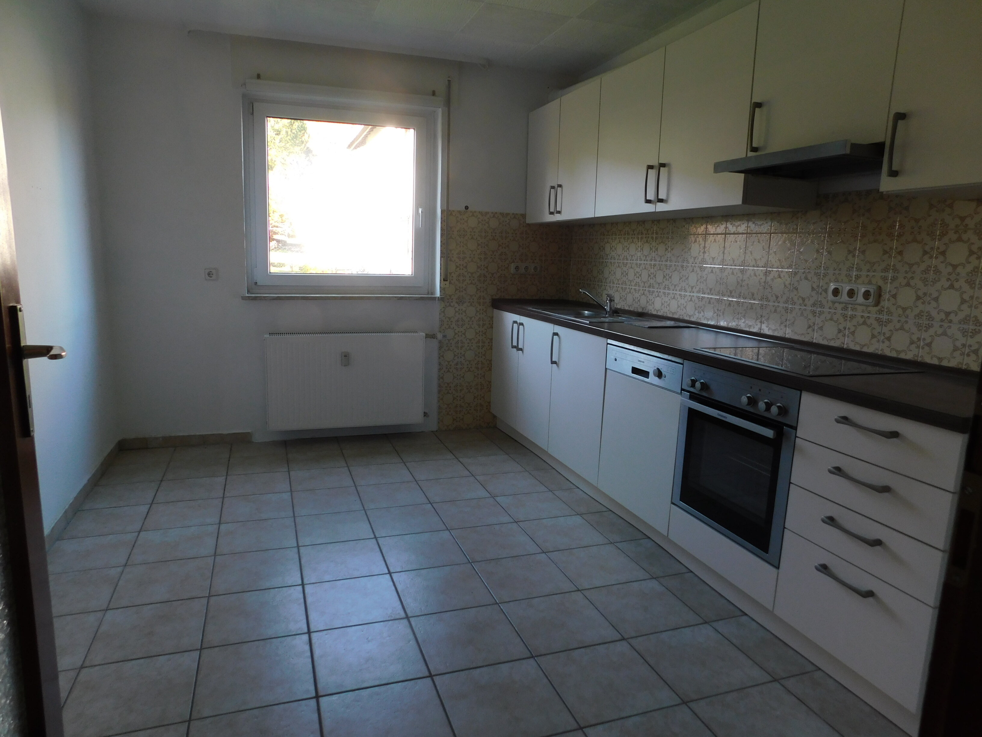 Terrassenwohnung zur Miete 630 € 3 Zimmer 105 m²<br/>Wohnfläche EG<br/>Geschoss ab sofort<br/>Verfügbarkeit Ilbeshausen-Hochwaldhausen Grebenhain 36355