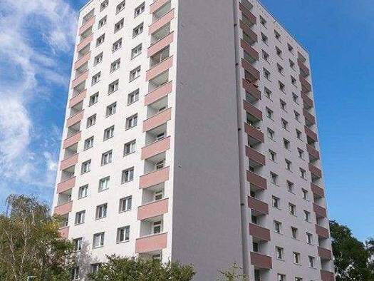 Wohnung zur Miete 601 € 3 Zimmer 77,4 m² 5. Geschoss frei ab 01.04.2026 Rottwerndorfer Str. 1 Leuben Dresden 01257