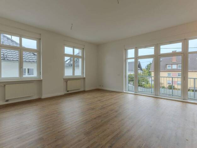 Wohnung zur Miete 760 € 1 Zimmer 58 m² Zeilsheim Frankfurt am Main 65931