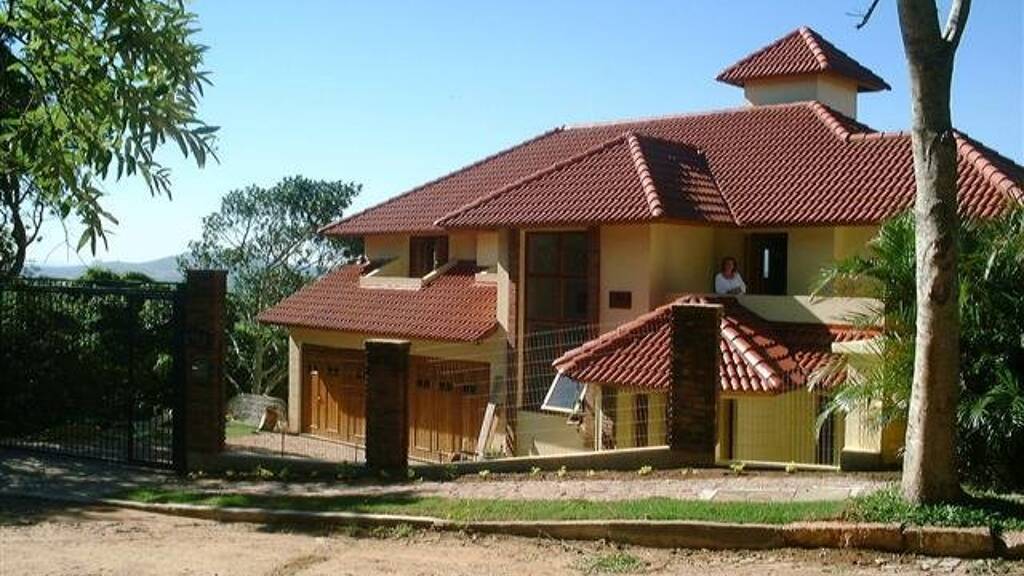 Mehrfamilienhaus zum Kauf 525.000 € 6 Zimmer 968 m² Grundstück frei ab sofort Rua Prof. Antônio D'Ávila Porto Alegre # 90000-000