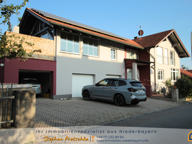 Einfamilienhaus zum Kauf 499.000 € 9 Zimmer 270 m² 900 m² Grundstück Reichstorf 10 Reichstorf Eichendorf 94428
