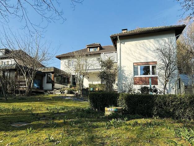 Haus zum Kauf 780.000 € 8,5 Zimmer 270 m² 809 m² Grundstück Villingen Villingen-Schwenningen 78050