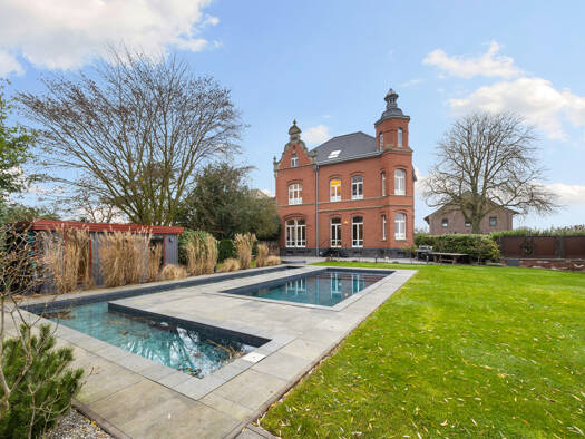 Villa zum Kauf 11 Zimmer 424 m² 3.000 m² Grundstück Lank-Latum Meerbusch / Lank-Latum 40668