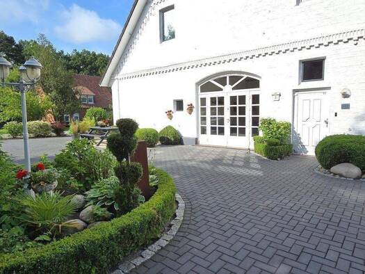 Wohnung zur Miete 900 € 2 Zimmer 50 m² frei ab sofort Lamstedter Straße 2 Laumühlen Hechthausen 21755