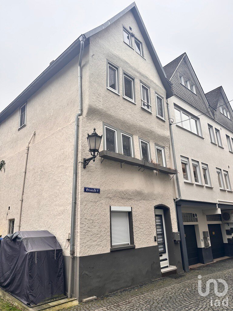 Einfamilienhaus zum Kauf 319.000 € 4 Zimmer 135 m²<br/>Wohnfläche 75 m²<br/>Grundstück Herborn Herborn 35745