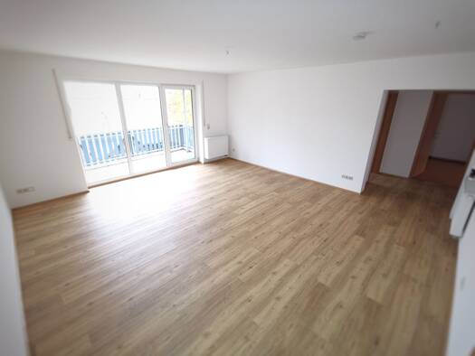 Wohnung zur Miete 870 € 3 Zimmer 90 m² Geschoss EG/1 frei ab sofort Leutershausen 91578