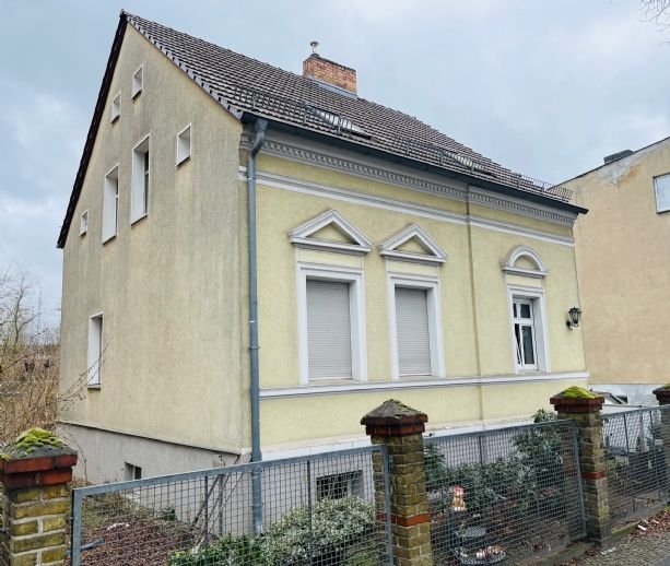 Herrenhaus zum Kauf 780.000 € 5 Zimmer 110 m²<br/>Wohnfläche 1.251 m²<br/>Grundstück Hennigsdorf 16761