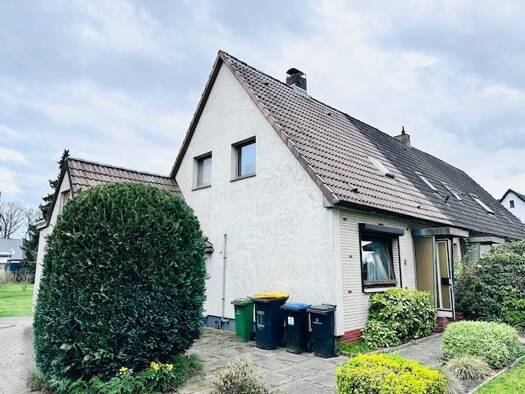 Einfamilienhaus zum Kauf 4 Zimmer 62 m² 972 m² Grundstück Lurup Altona 22547