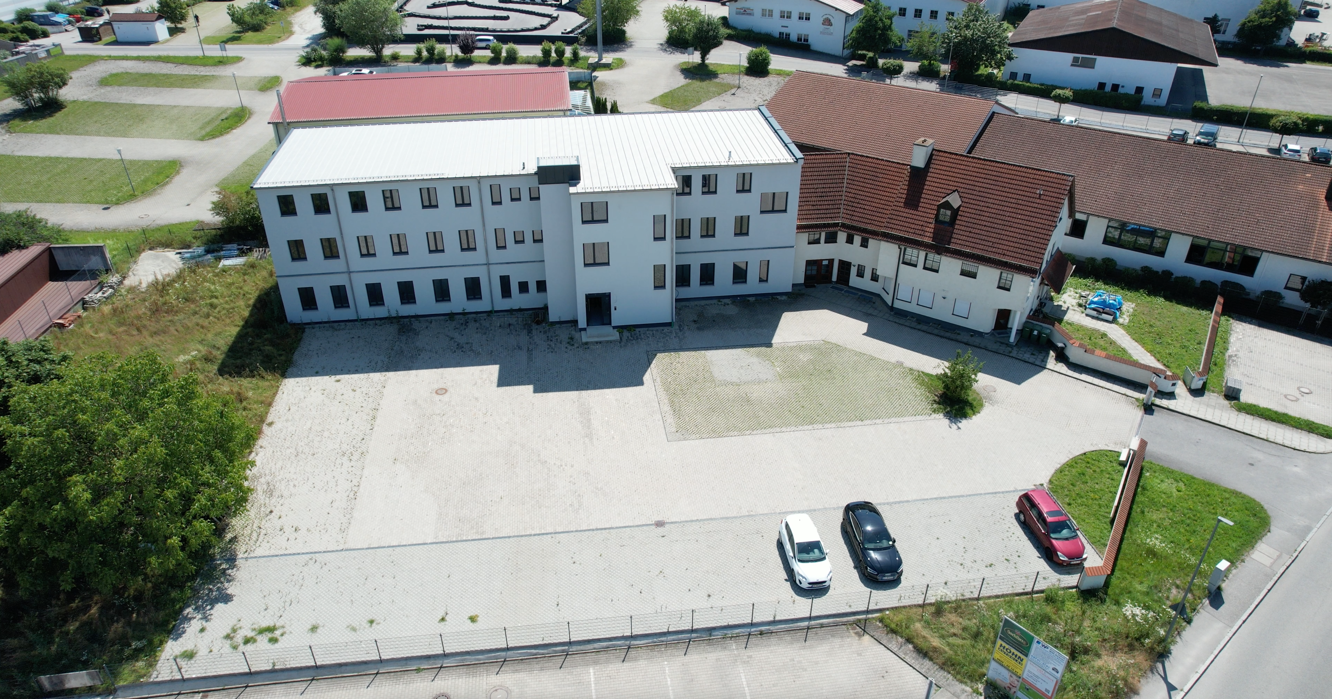 Bürokomplex zum Kauf 36 Zimmer 933 m²<br/>Bürofläche Baumgartenstraße 7 Vilsbiburg Vilsbiburg 84137