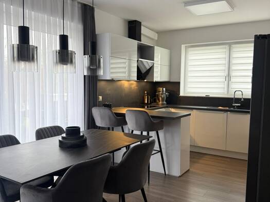 Terrassenwohnung zur Miete 850 € 3,5 Zimmer 77 m² Geschoss EG/2 frei ab 01.03.2026 Büdingen 63654