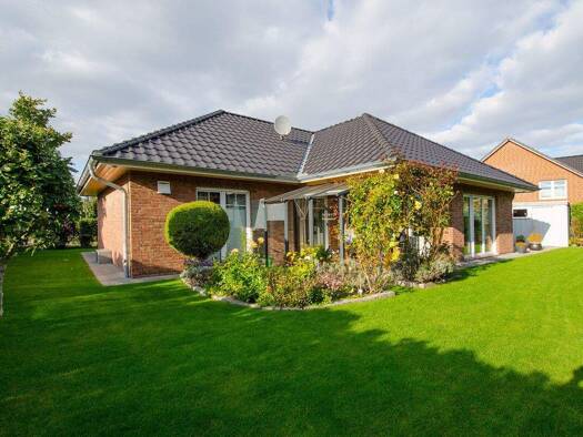 Einfamilienhaus zum Kauf 650.000 € 3 Zimmer 105,3 m² 527 m² Grundstück Eckernförde 24340