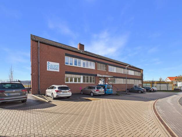 Bürofläche zur Miete provisionsfrei 11,50 € 16 Zimmer 433,5 m² Bürofläche teilbar ab 100 m² Bad Hersfeld Bad Hersfeld 36251