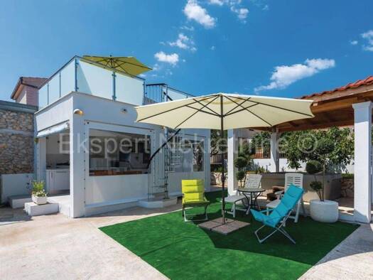 Haus zum Kauf 550.000 € 5 Zimmer 220 m² Rogoznica