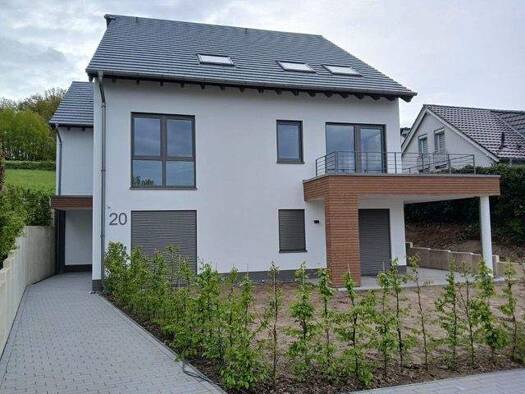 Wohnung zur Miete 600 € 2 Zimmer 50 m² Hermann Löns Straße Rosbach Windeck 51570