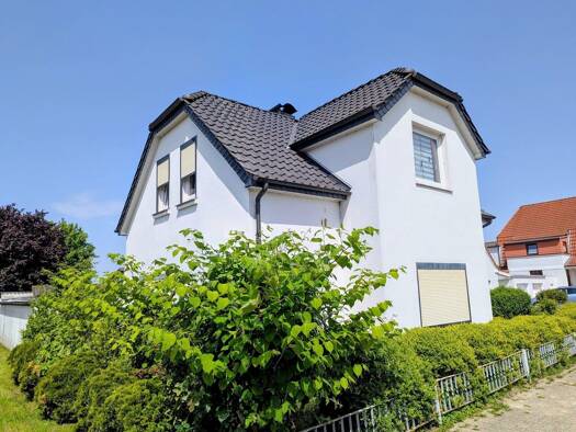 Einfamilienhaus zum Kauf provisionsfrei 118.000 € 4 Zimmer 127 m² 1.101 m² Grundstück Kirchhammelwarden Brake 26919