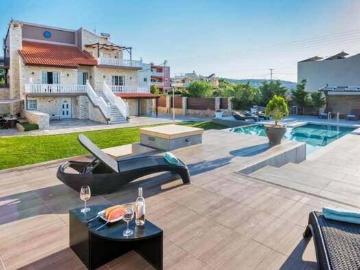 Haus zum Kauf 1.250.000 € 7 Zimmer 480 m² 1.280 m² Grundstück Kreta Municipality of Platanias 730 14