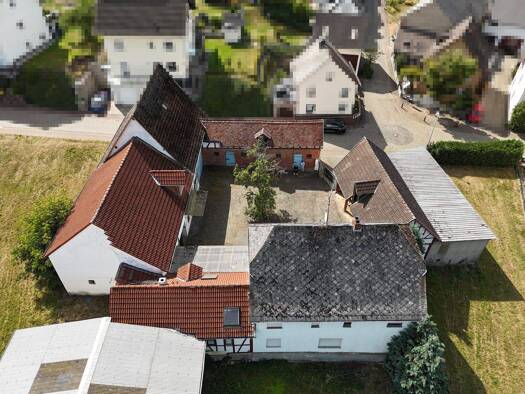 Mehrfamilienhaus zum Kauf 599.000 € 10 Zimmer 300 m² 3.019 m² Grundstück Oberlibbach Hünstetten / Oberlibbach 65510