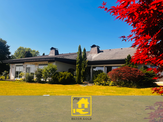 Einfamilienhaus zum Kauf 1.300.000 € 8 Zimmer 377 m² 6.251 m² Grundstück Mußbach Freiamt 79348