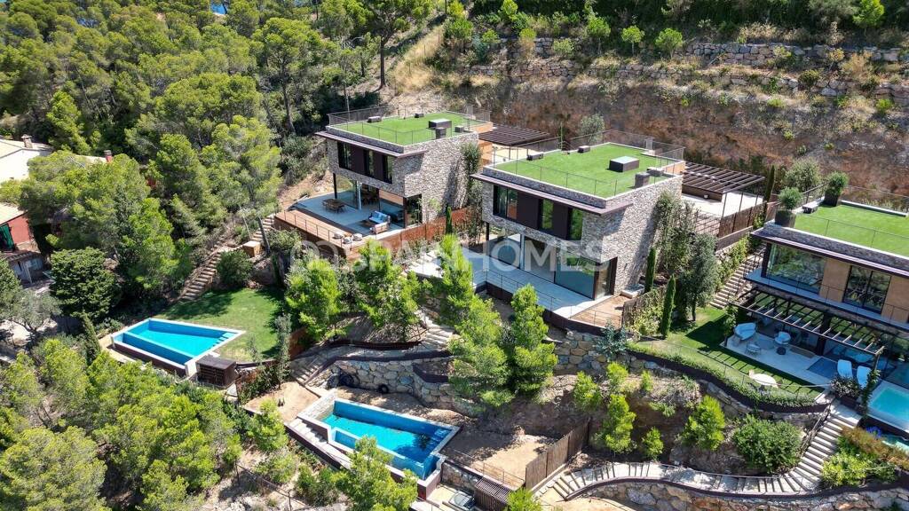 Doppelhaushälfte zum Kauf 2.675.000 € 5 Zimmer 647 m² Girona 17255