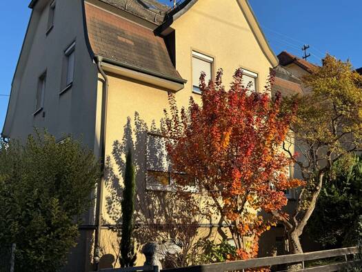 Mehrfamilienhaus zum Kauf provisionsfrei 305.000 € 8,5 Zimmer 135 m² 240 m² Grundstück Geislingen Geislingen an der Steige 73312