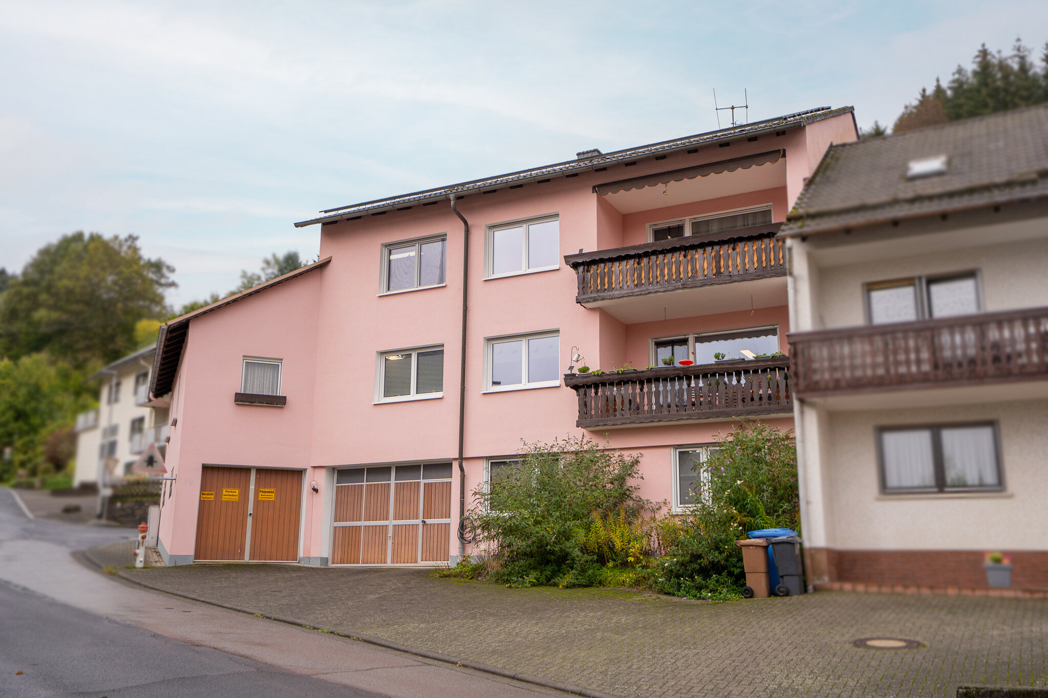 Mehrfamilienhaus zum Kauf 260.000 € 8 Zimmer 200 m²<br/>Wohnfläche 300 m²<br/>Grundstück Oberbach Wildflecken 97772