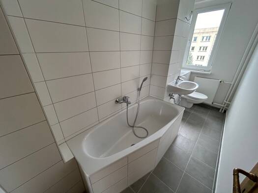 Wohnung zur Miete 264 € 2 Zimmer 47,1 m² 3. Geschoss Hans-Stubbe-Straße 16 Gatersleben Seeland 06466