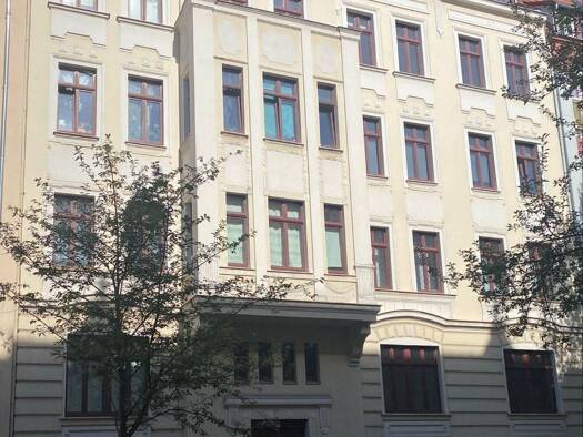 Wohnung zur Miete 300 € 2 Zimmer 45 m² 4. Geschoss frei ab sofort Südstadt Görlitz 02826