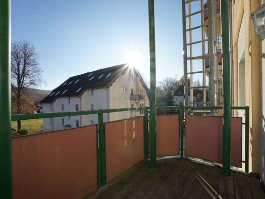 Wohnung zur Miete 500 € 4 Zimmer 83,4 m² 1. Geschoss Turnstraße 5 Burkhardtsdorf Burkhardtsdorf, Erzgebirgskreis 09235