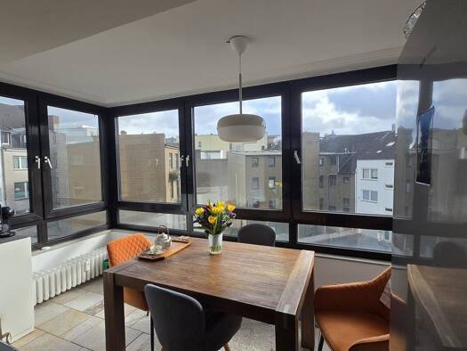 Maisonette zur Miete 950 € 3 Zimmer 118 m² Geschoss 4/4 frei ab 01.05.2026 Dellviertel Duisburg 47051