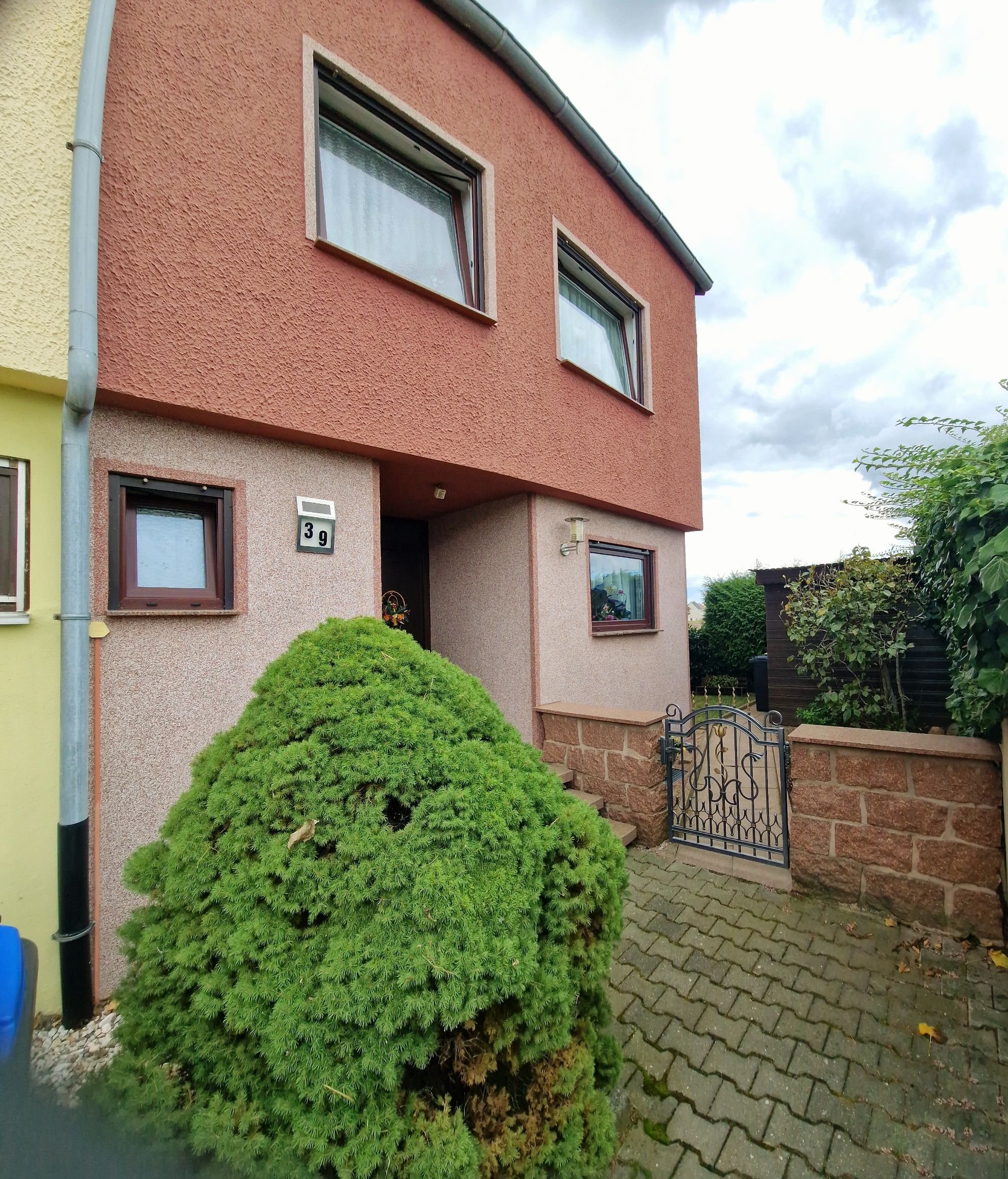 Reihenendhaus zum Kauf 289.000 € 5 Zimmer 197 m²<br/>Wohnfläche 250 m²<br/>Grundstück 01.01.2025<br/>Verfügbarkeit Am Beuditzerweg 39 Großkugel Kabelsketal 06184