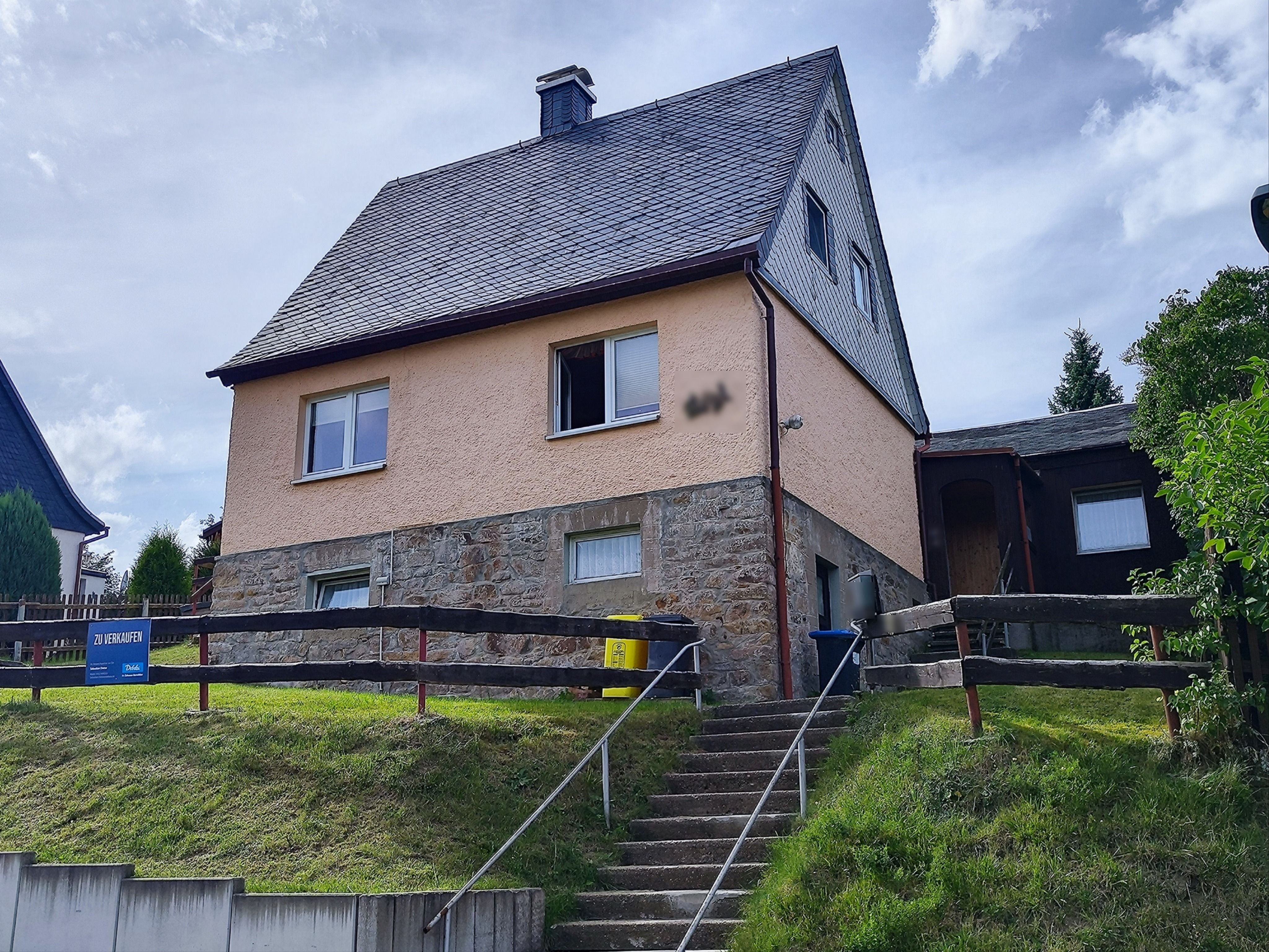 Einfamilienhaus zum Kauf 90.000 € 4 Zimmer 78 m²<br/>Wohnfläche 690 m²<br/>Grundstück Jöhstadt Jöhstadt 09477