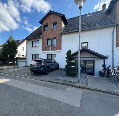 Wohnung zum Kauf 249.000 € 3 Zimmer 84,3 m² 1. Geschoss Grengel Köln 51147