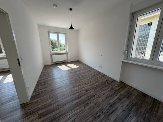 Wohnung zur Miete 450 € 1,5 Zimmer 57 m² frei ab sofort Rastatt Rastatt 76437
