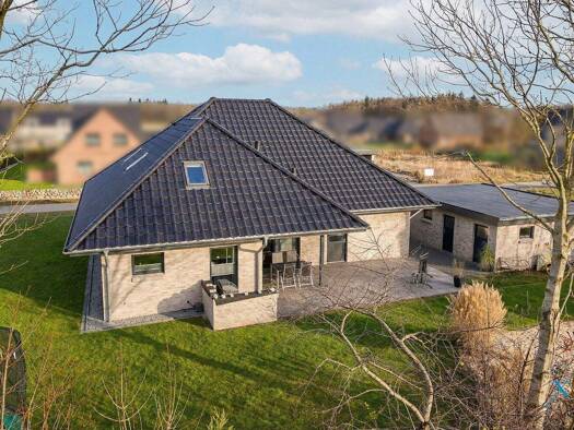 Einfamilienhaus zum Kauf 649.000 € 5 Zimmer 181,6 m² 912 m² Grundstück Meyn 24980