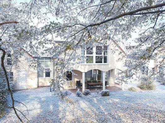 Villa zum Kauf 1.375.000 € 7 Zimmer 431 m² 1.363 m² Grundstück Eschenau Eckental / Eschenau 90542