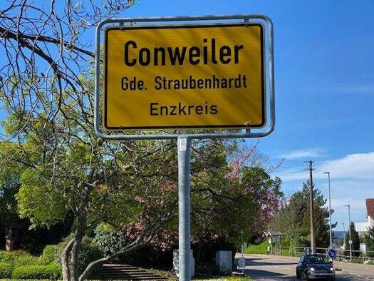 Doppelhaushälfte zum Kauf 310.000 € 2,5 Zimmer 112 m² 298 m² Grundstück frei ab 01.05.2026 Weidenstraße 12 Conweiler Straubenhardt 75334