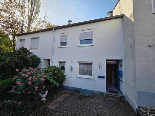 Reihenhaus zur Miete 1.200 € 5 Zimmer 120 m² 124 m² Grundstück frei ab 01.11.2026 Gärtnereiweg 11 1 Mühlhausen Mühlacker 75417
