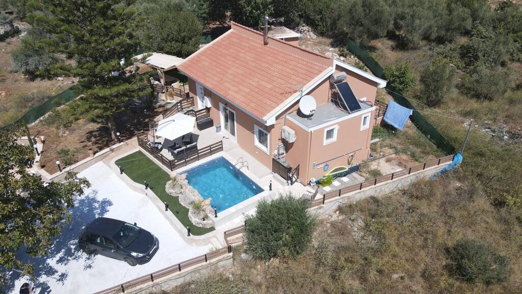 Haus zum Kauf 320.000 € 3 Zimmer 102 m² 979 m² Grundstück Likotinara 73008