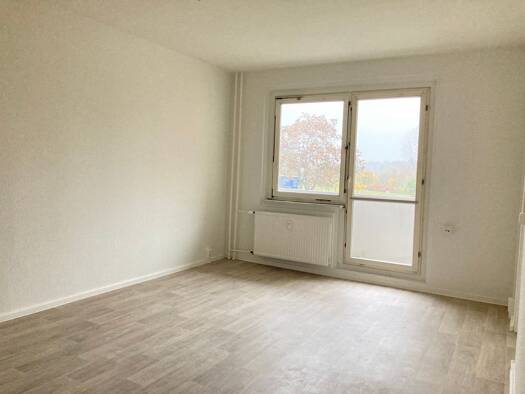 Wohnung zur Miete 292 € 1 Zimmer 40,1 m² 4. Geschoss frei ab 01.11.2026 Christinenstraße 4 Hohenstücken Brandenburg an der Havel 14772