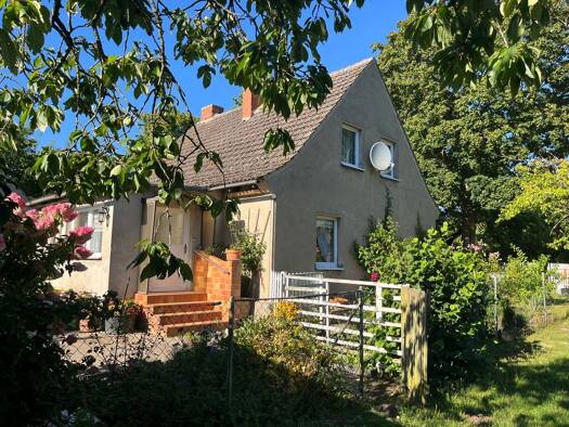 Einfamilienhaus zum Kauf 109.000 € 5 Zimmer 110 m² 2.162 m² Grundstück Friedrichshof Karnin 18469